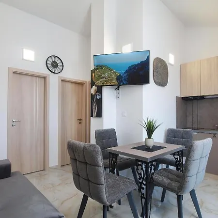 Apartman Sirenis *