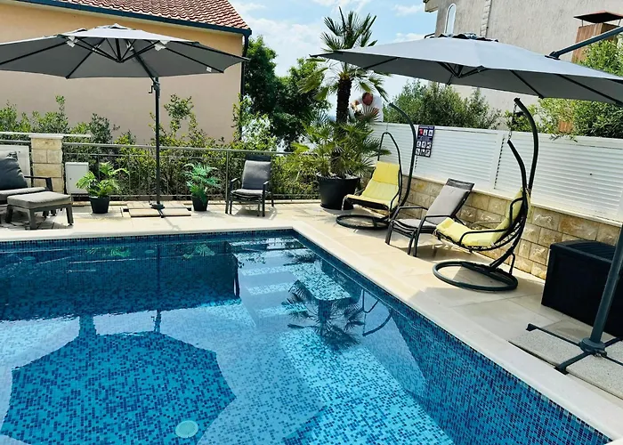 Apartment Sirenis *